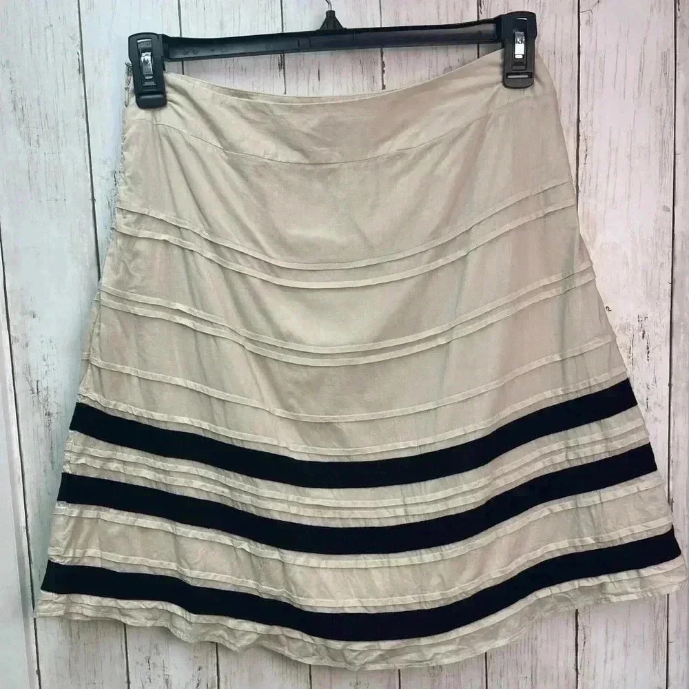 Loft Summer skirt size 2 Lightweight 100% Cotton